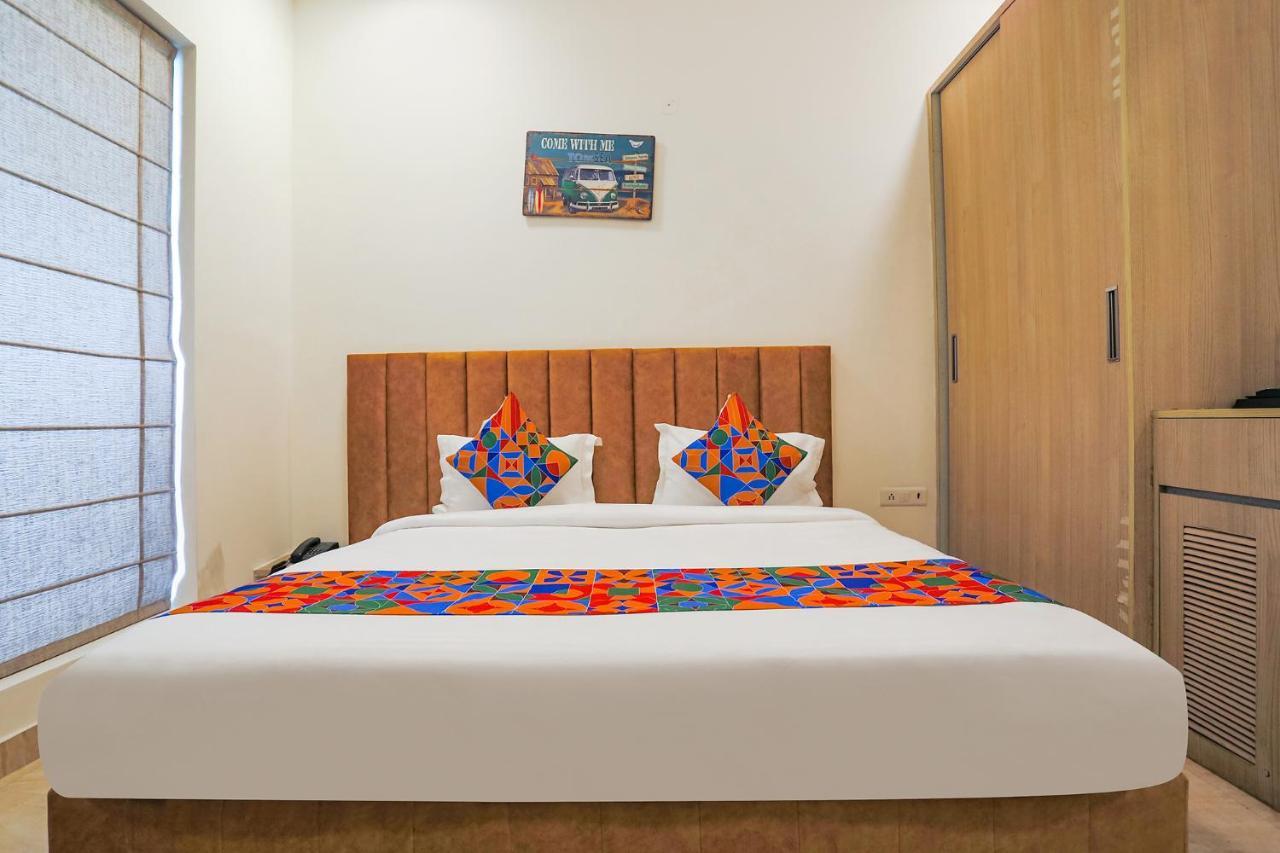 Fabhotel Ab Inn Huda City Center Гургаон Екстериор снимка
